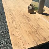 Farm table