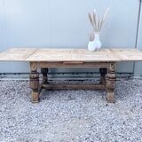 Extendable monastery table