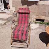 Vintage chaise longue