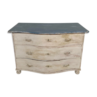 Commode galbée en chêne fin XVlllème