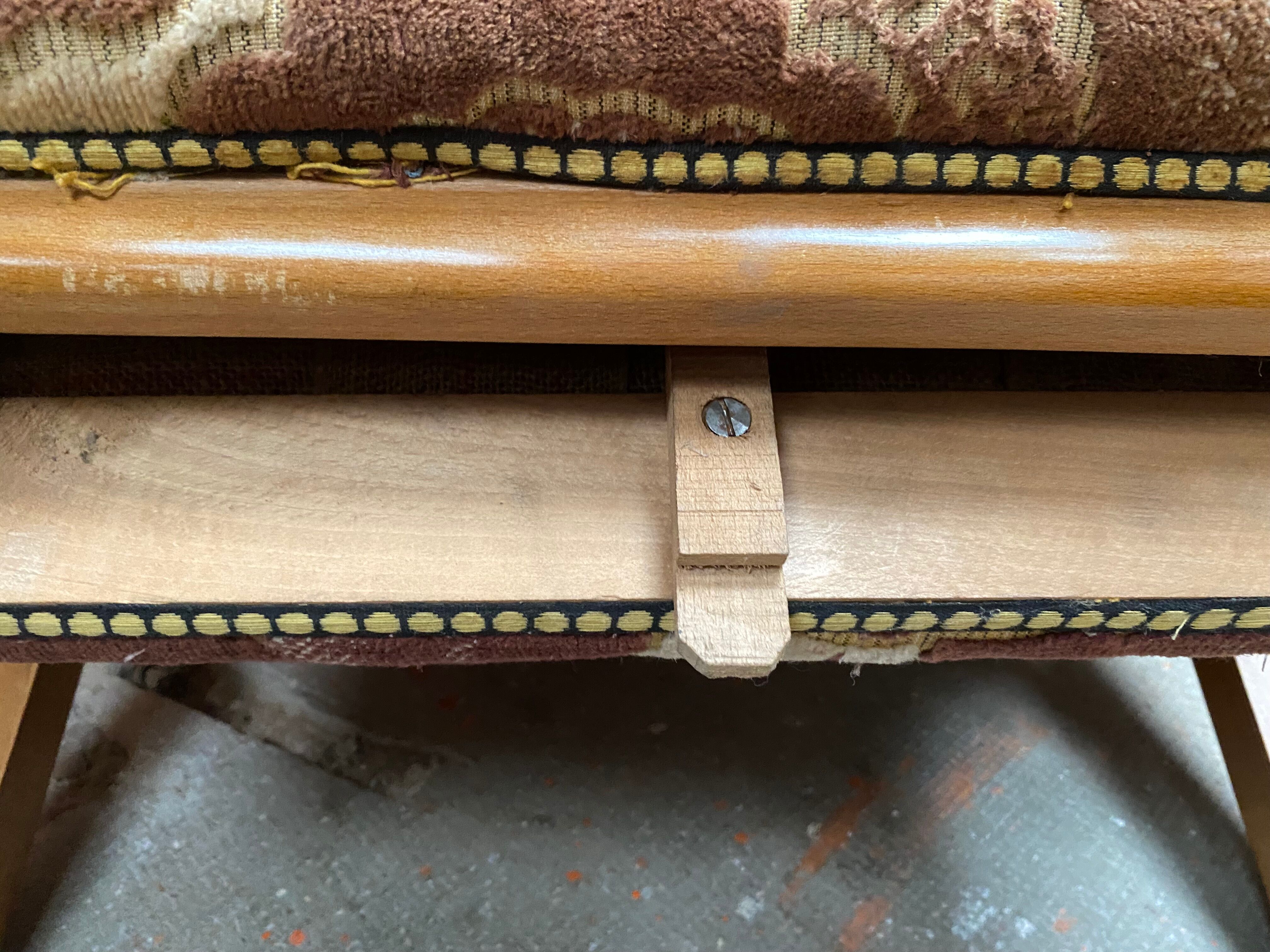 Vintage Art-Deco Morris armchair