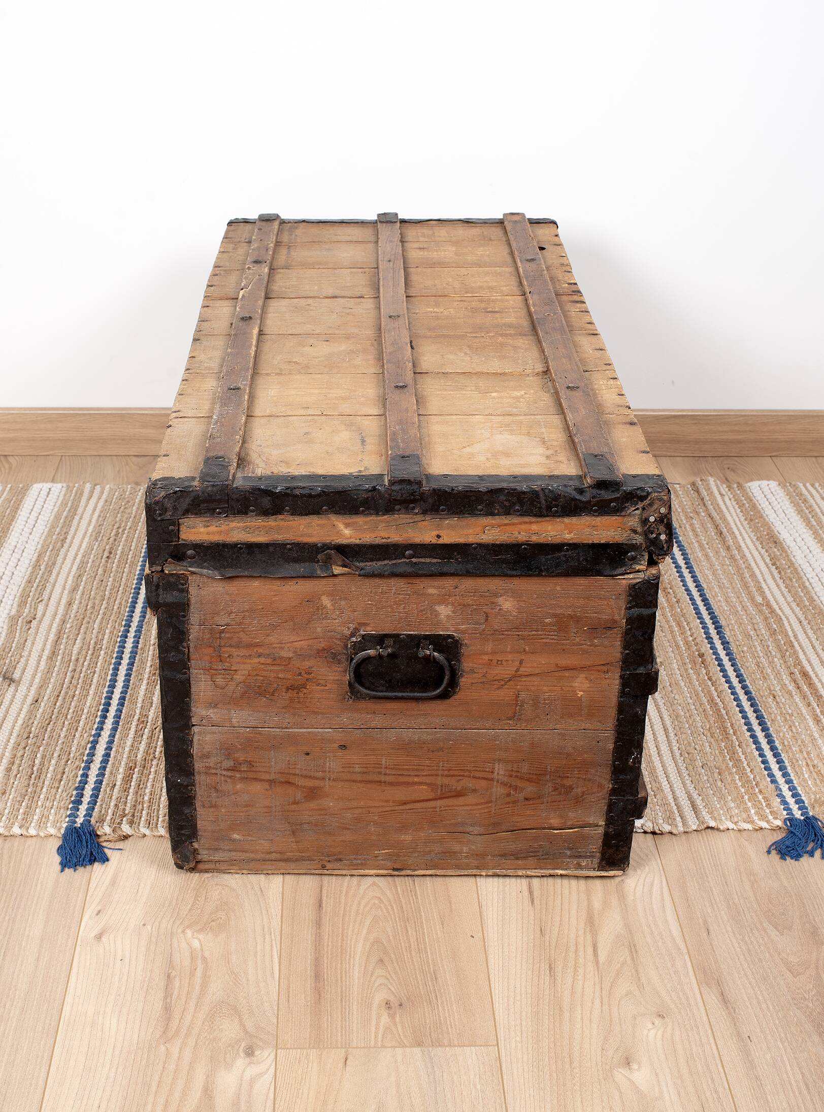 Large old trunk, wood and steel