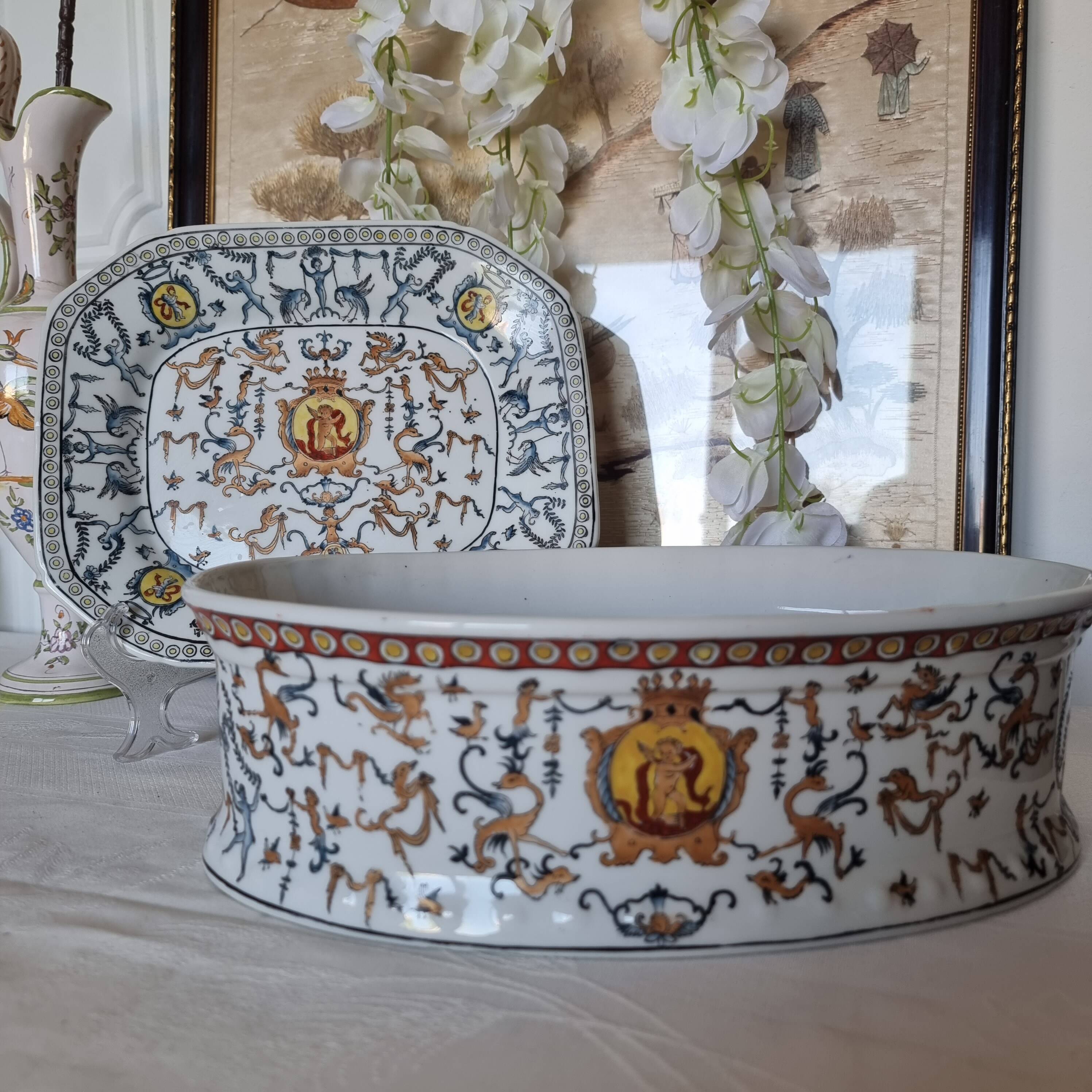 Hand-painted Toussi Court plate or tray and planter set