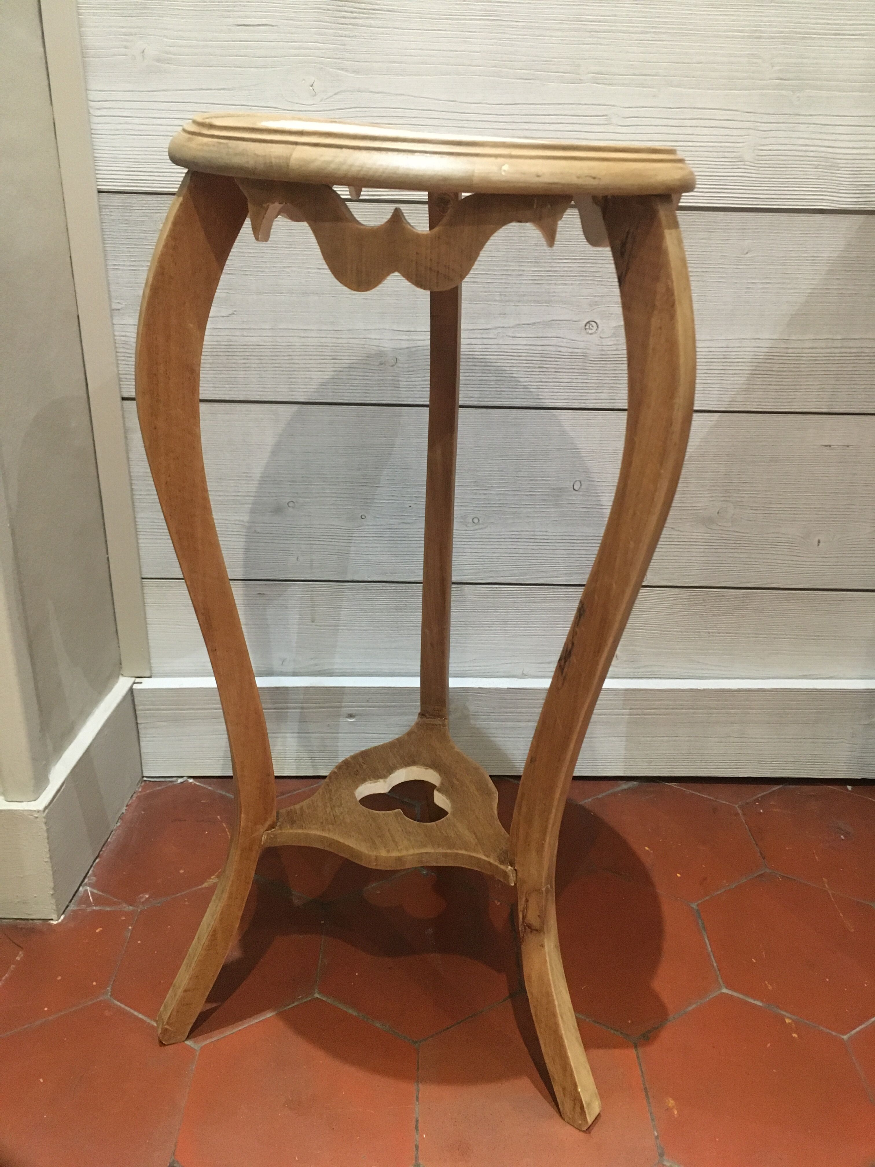 Sellette en bois