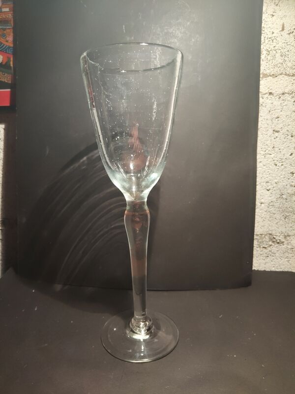 Grand calice en verre bullé Saba Biot