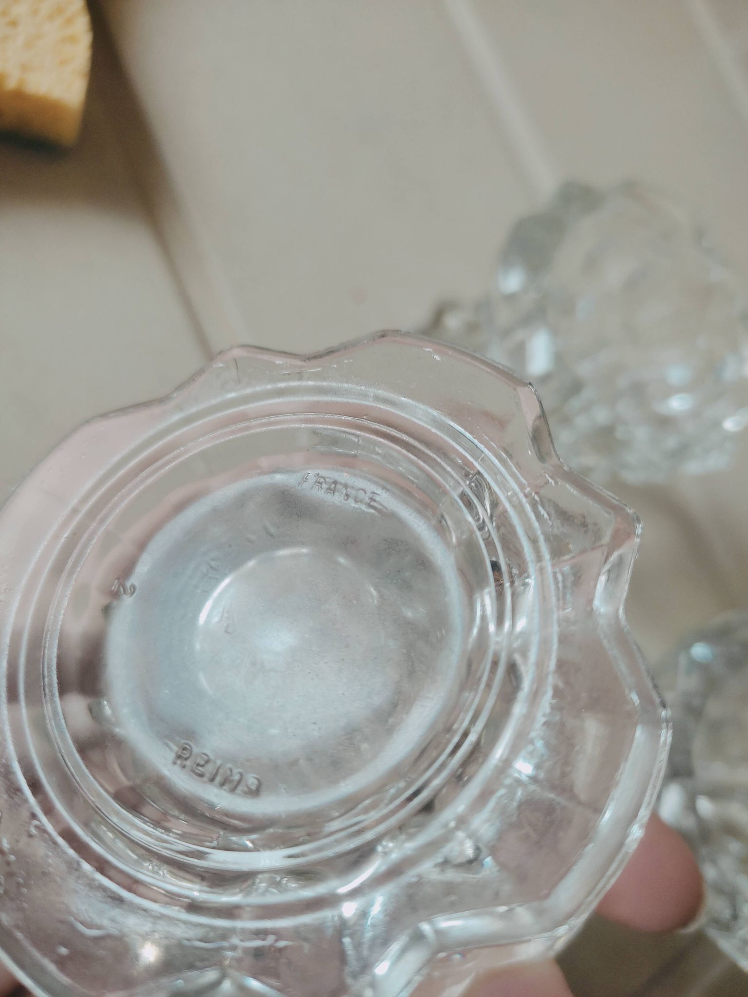 6 Bougeoirs en verre de Reims
