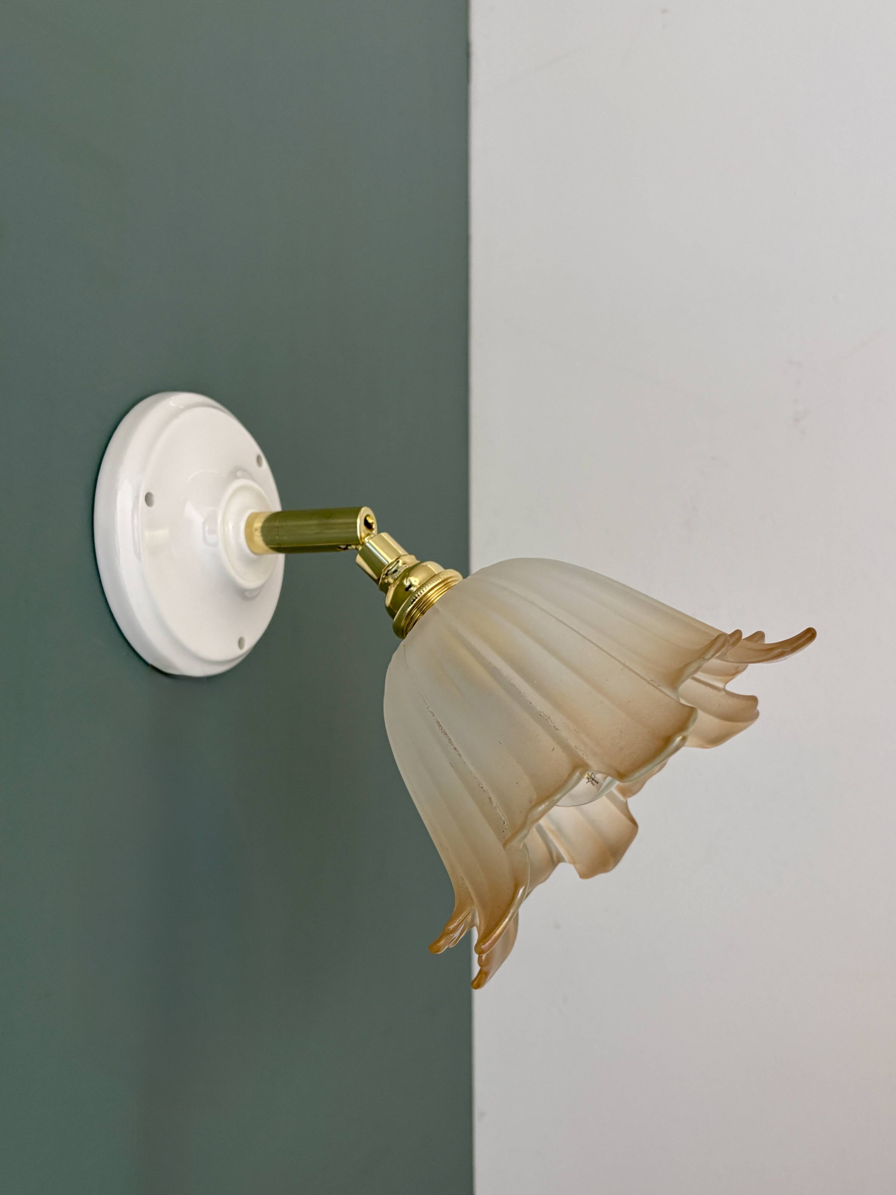 Vintage tulip wall lamp in white and brown frosted glass