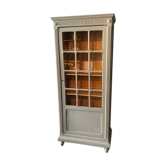 Glass showcase