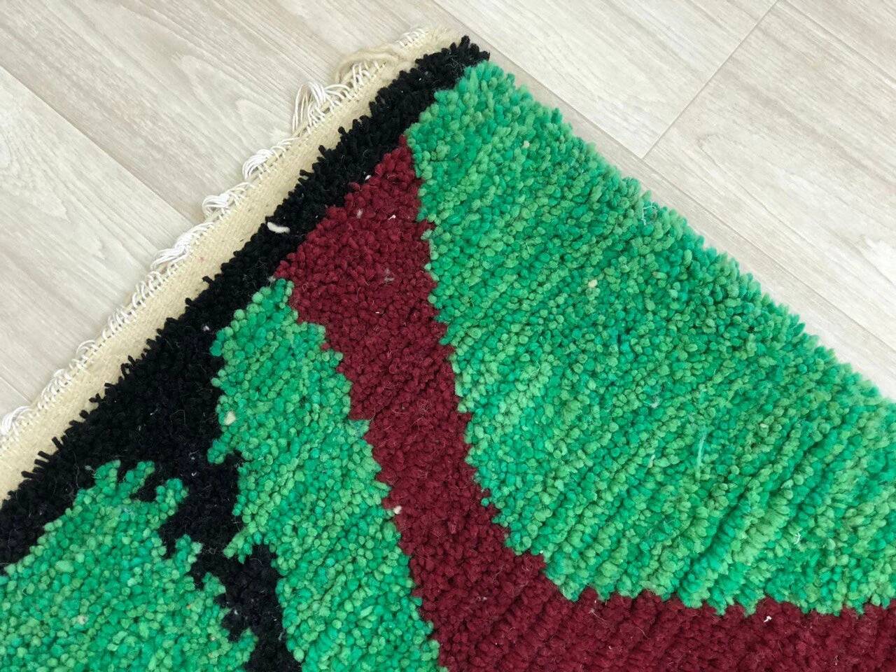 Handmade Berber rug, natural wool, 2.5x1.5 m