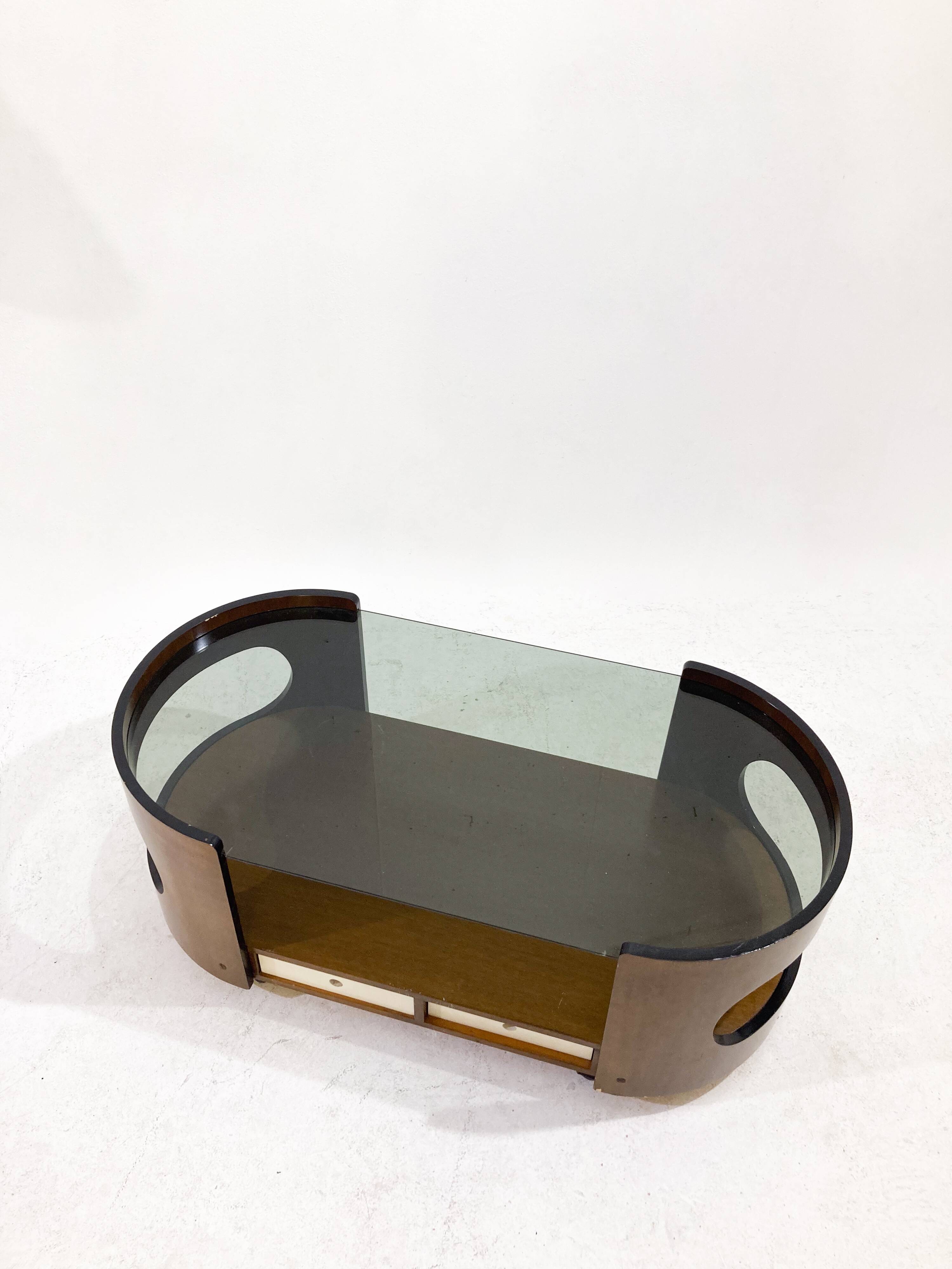 Mid-Century Moder Coffee Table in the style of Joe Colombo, 1970s