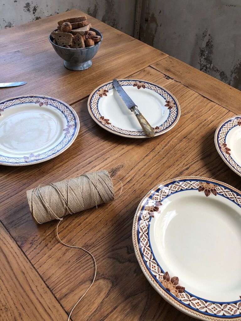 7 Creil Montereau plates