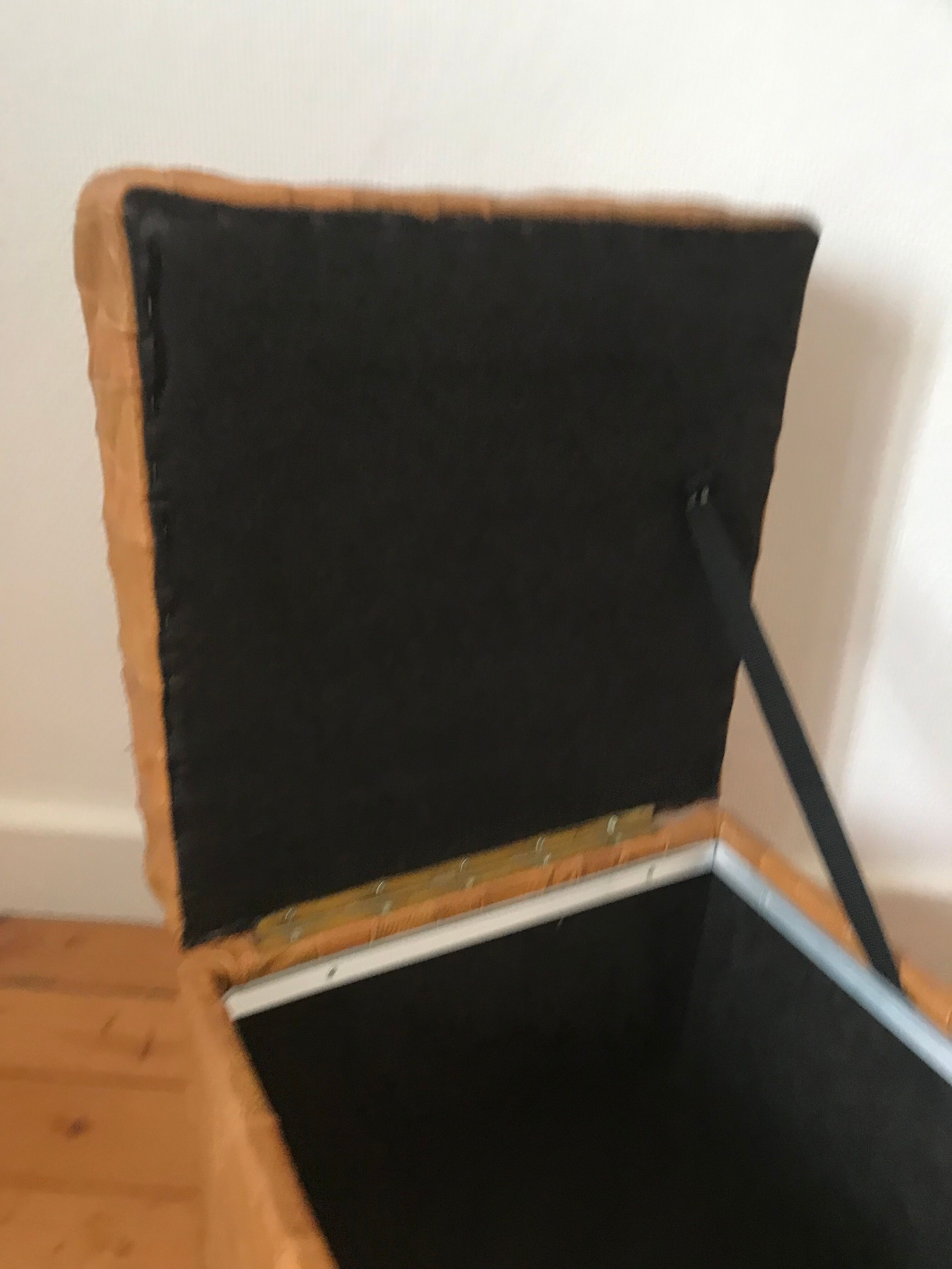 Pouf coffre cuir patchwork vintage circa 1960