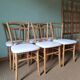 Chaises bistrot anciennes blanches