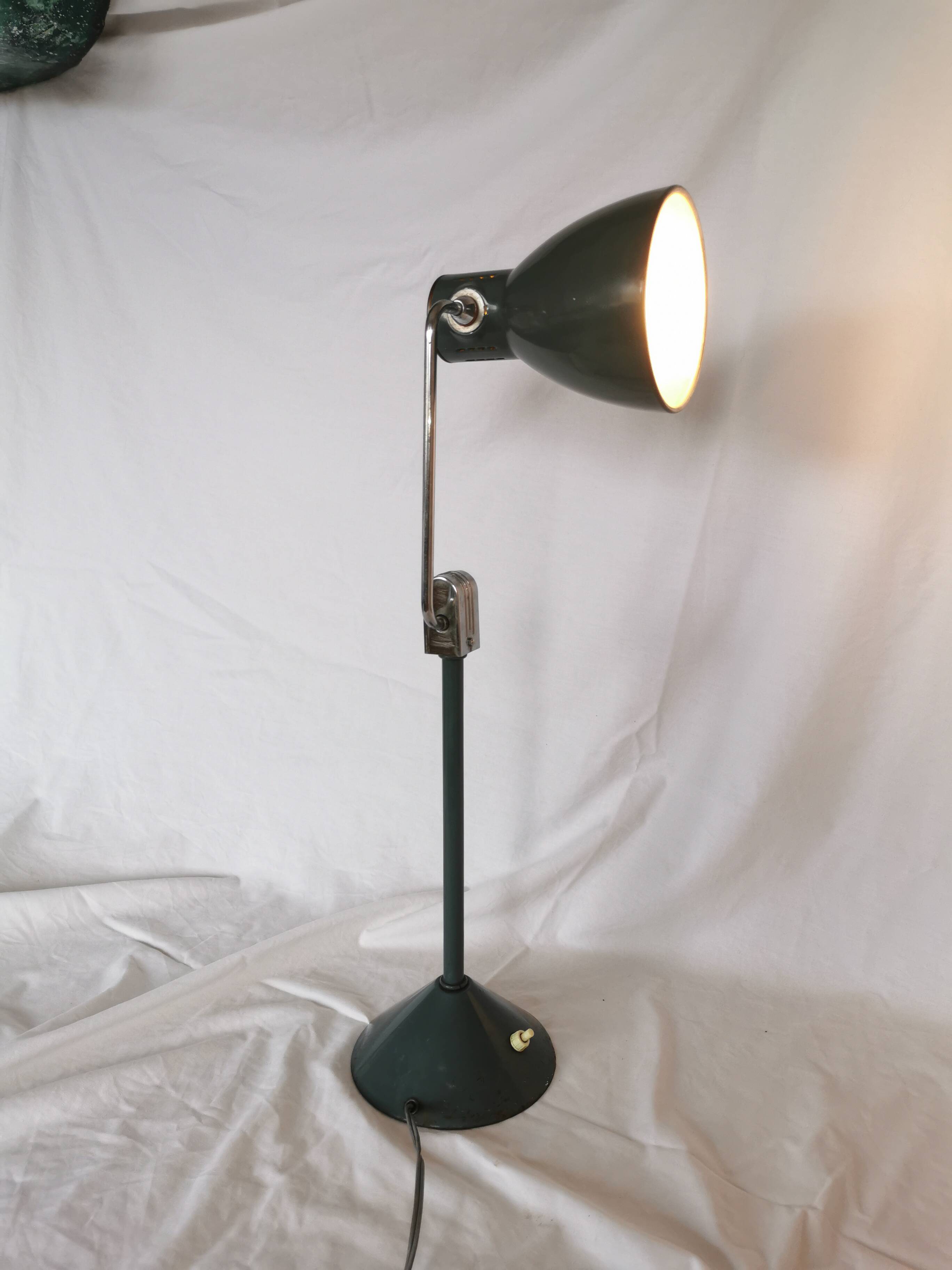 Jumo 800 articulated lamp, France, 1960