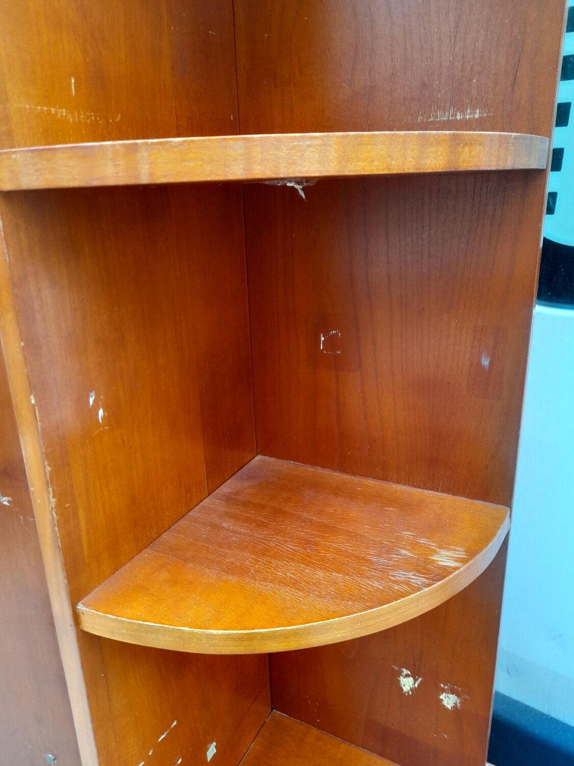 Two columns shelves bookcases displays