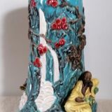 Vase Characters in relief
