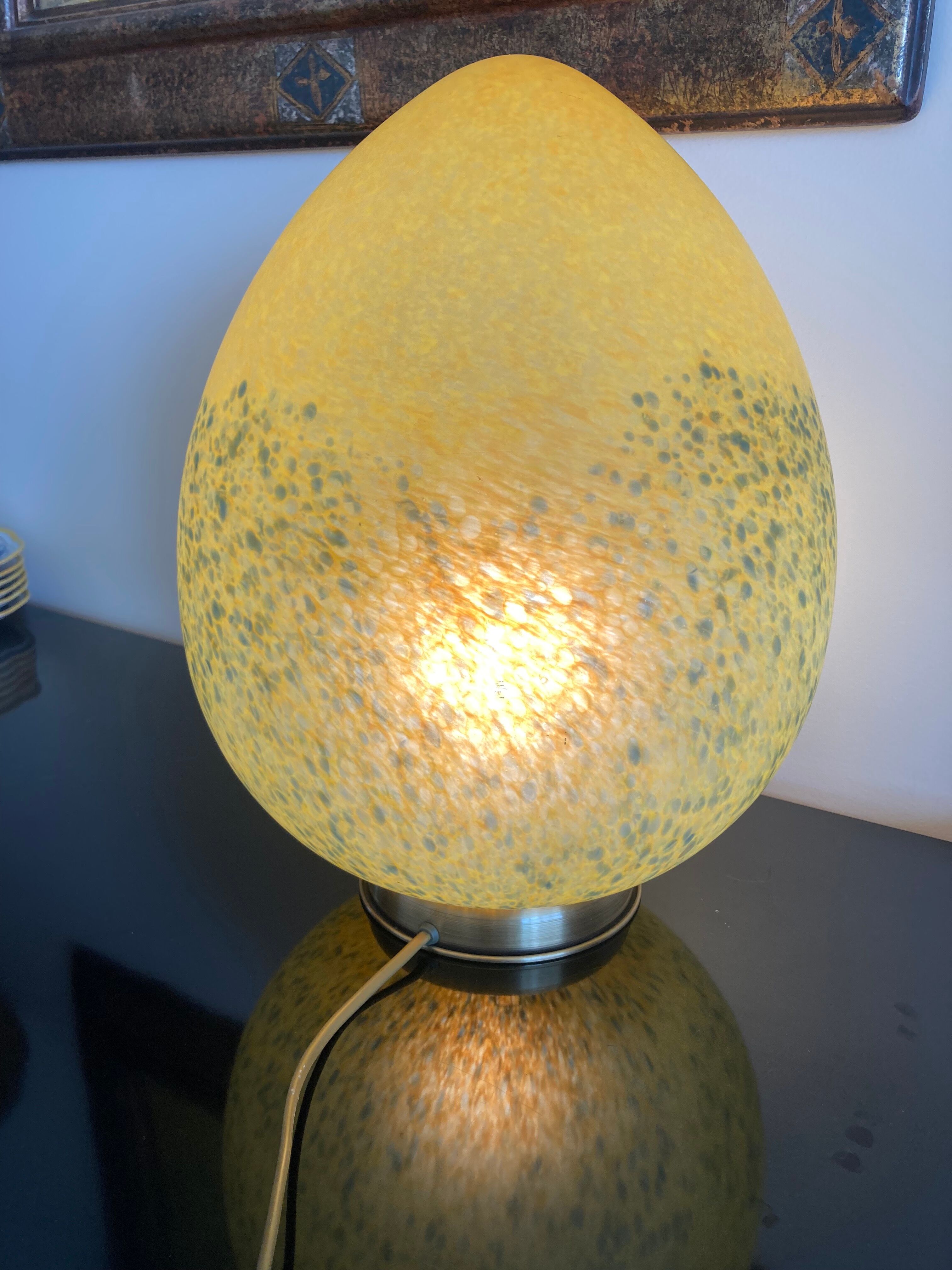 Vintage Egg Table Lamp