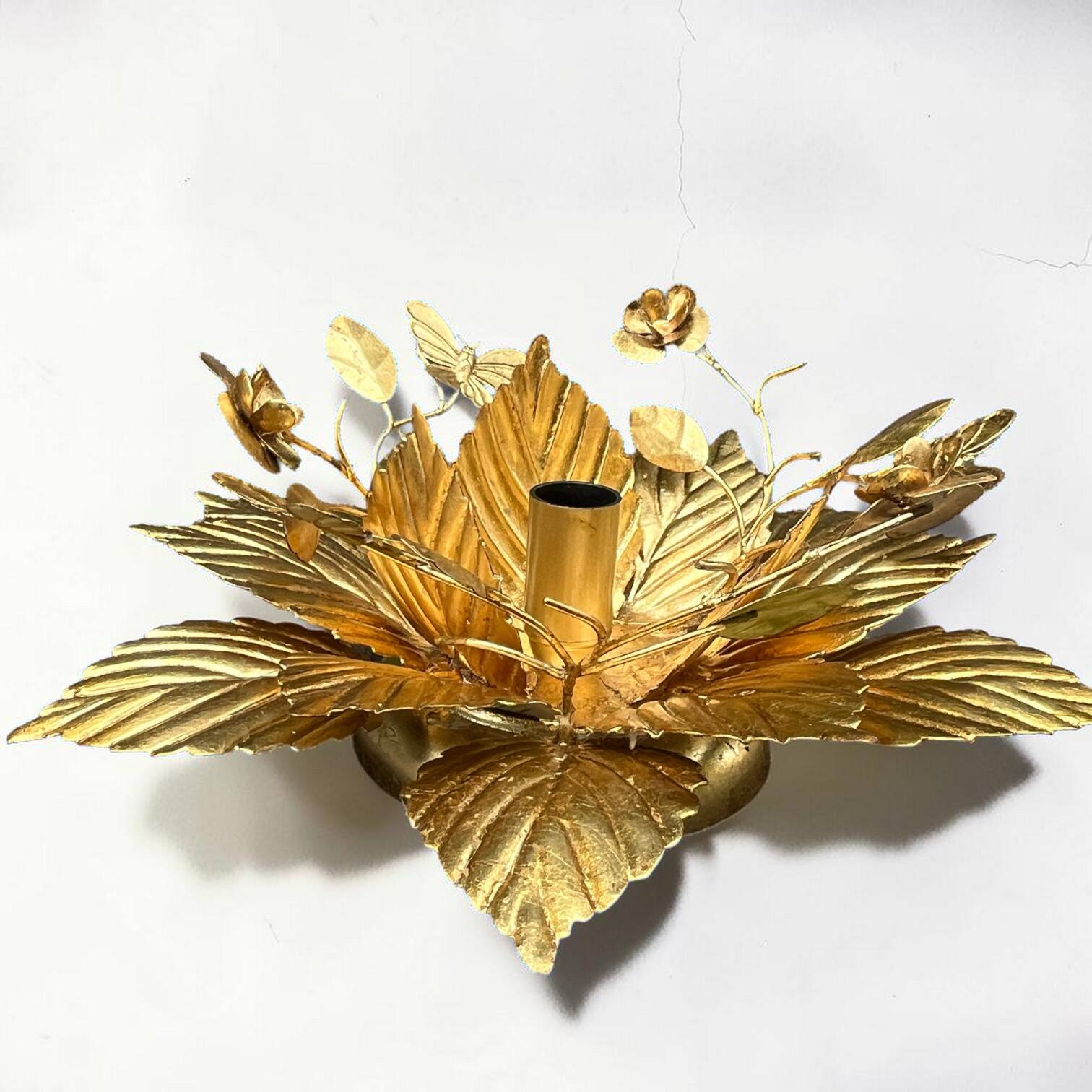 Vintage gold leaf metal flower wall light Florentine wall sconce
