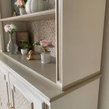 Library / dresser