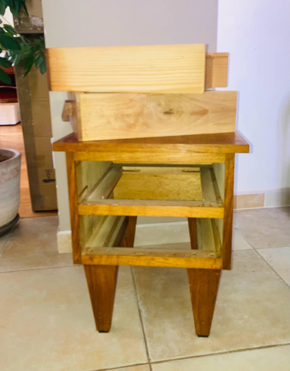 Art Deco oak bedside table from the early 20th century