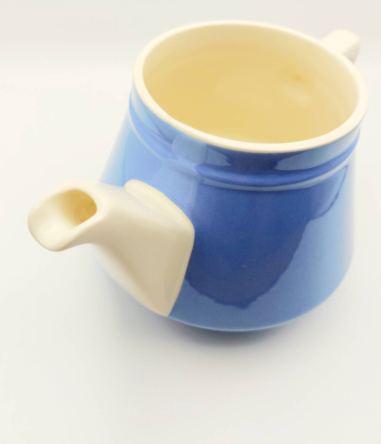 Villeroy & Boch blue teapot