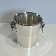 Silver-plated champagne bucket Orfèvrerie Saint-Médard. Handles in the shape of heads.