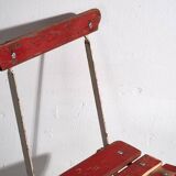 Anciennes chaises de jardin pliantes rouges (vers 1920). Ensemble de 4 pièces