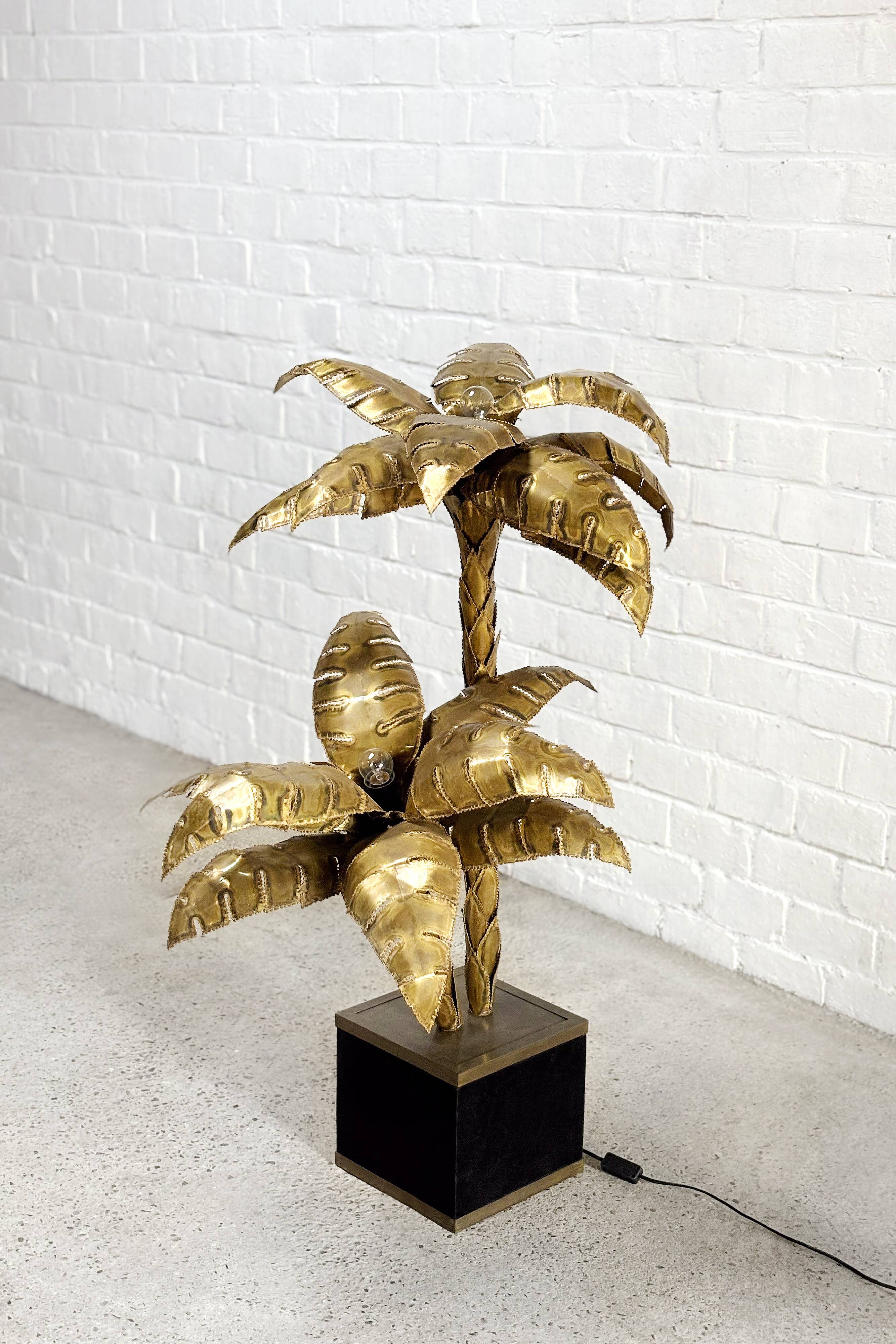 French Brass Palm Tree Floor or Side Lamp attributed to Maison Jansen, 1970's