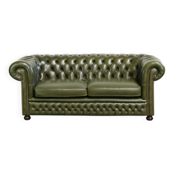 Green cow leather 2.5-seater Chesterfield sofa in English style