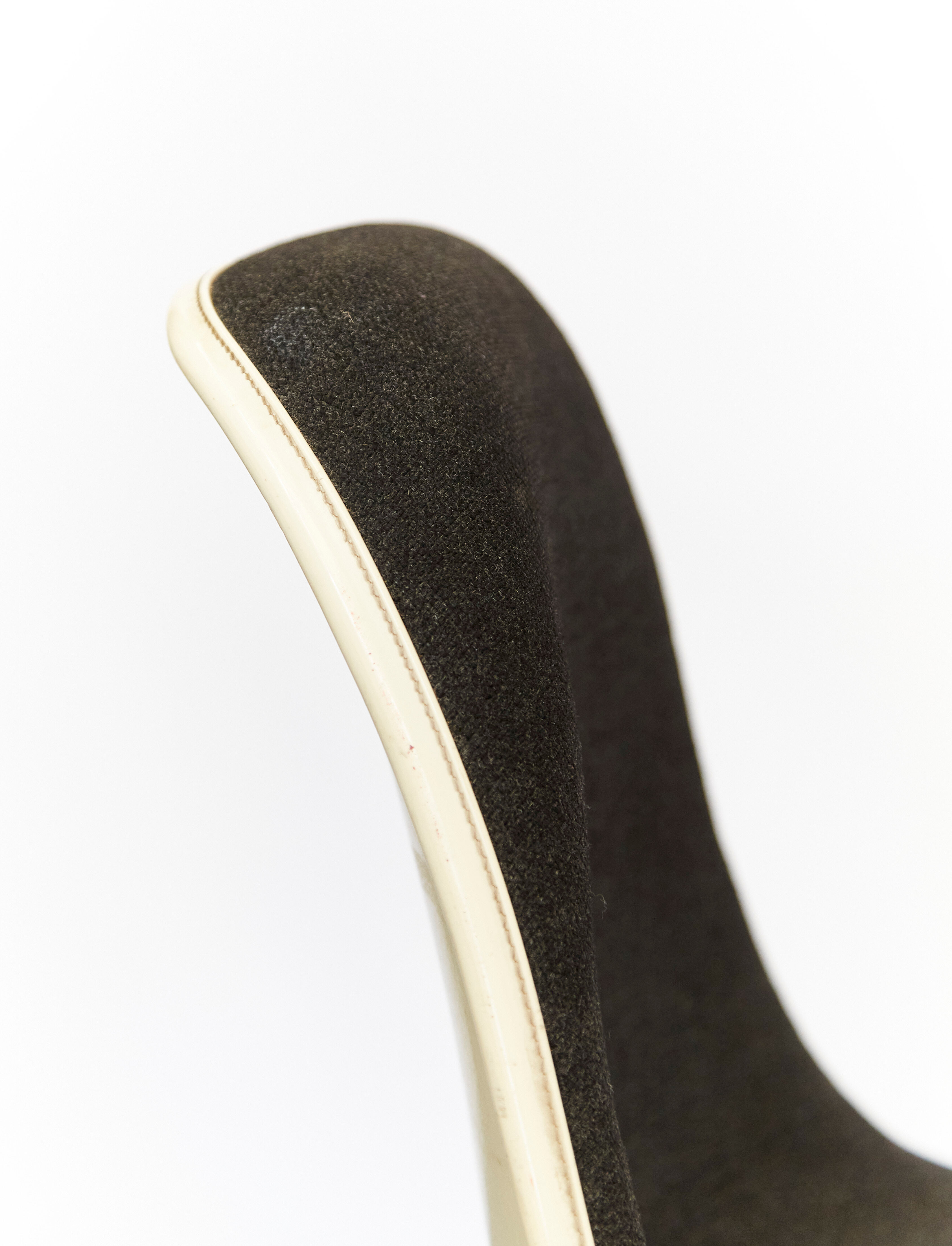 Charles & Ray Eames fiberglass sidehair DSS for Herman Miller Fehlbaum