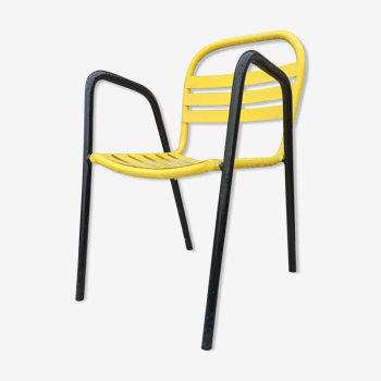 Black and yellow painted steel chair circa 1950 in the taste of Mallet Stevens