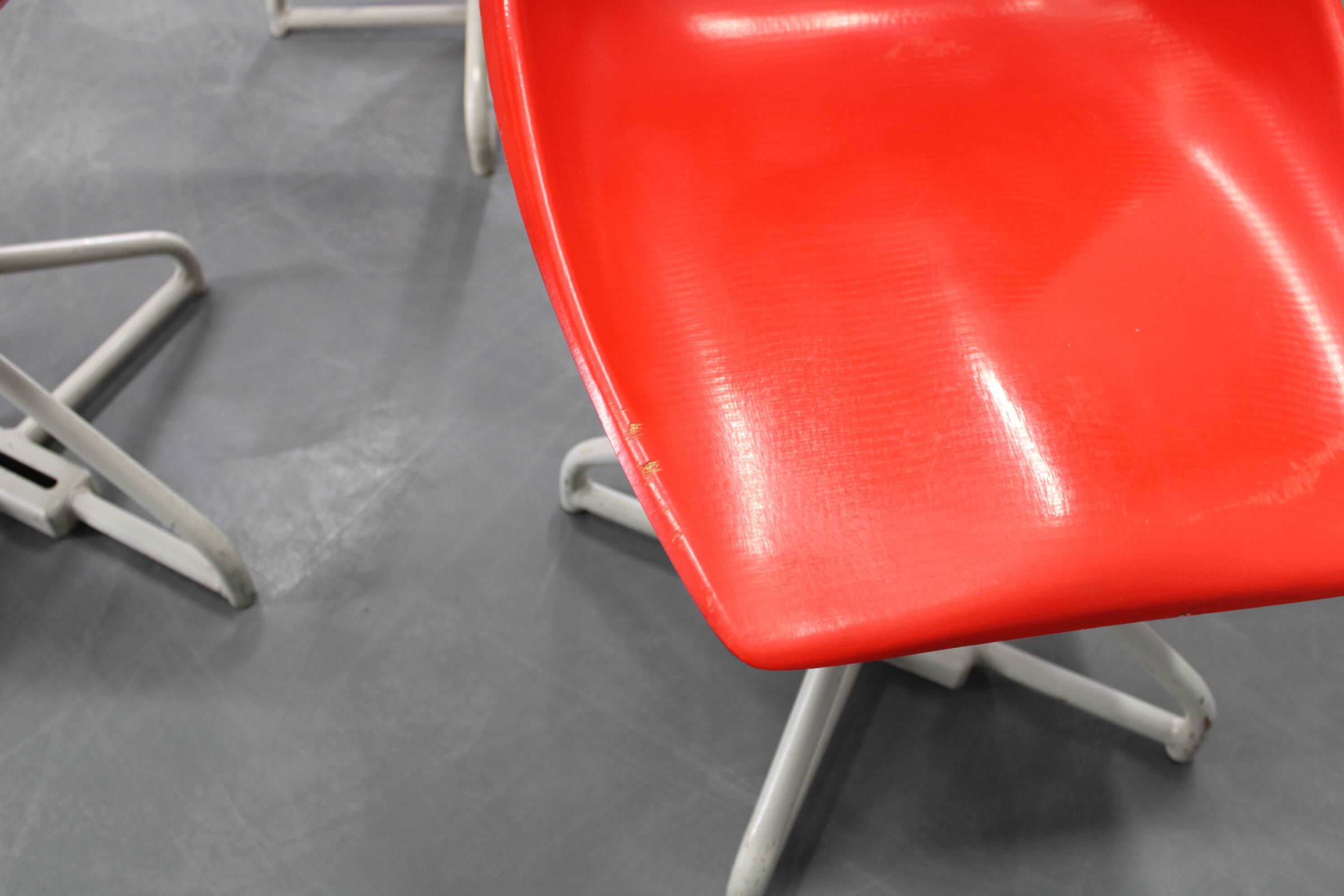 1960s Miroslav Navratil Set of Eight Fiberglass Chairs for Vertex, Czechosl