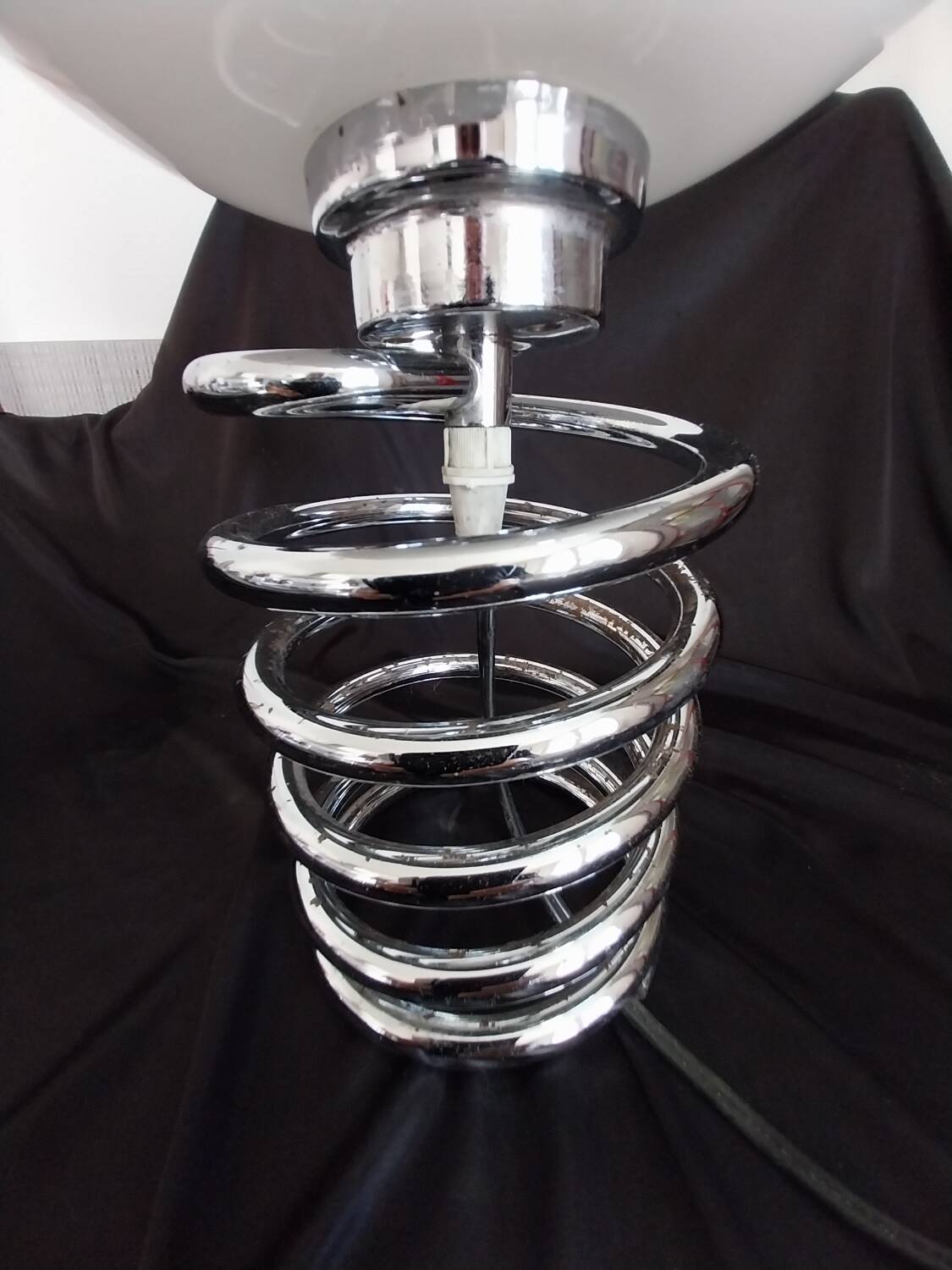 Spring lamp style  Ingo Maurer