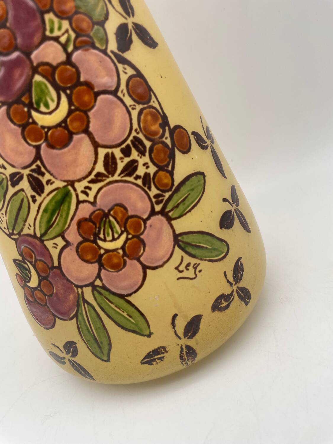 Legras Art Nouveau vase in enameled glass with flower decoration