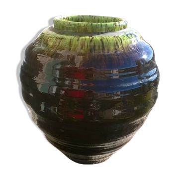 Accolay's cermal vase