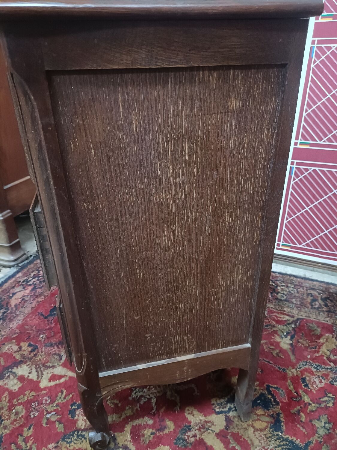Chest of drawers in solid Louis XV style beautiful condition