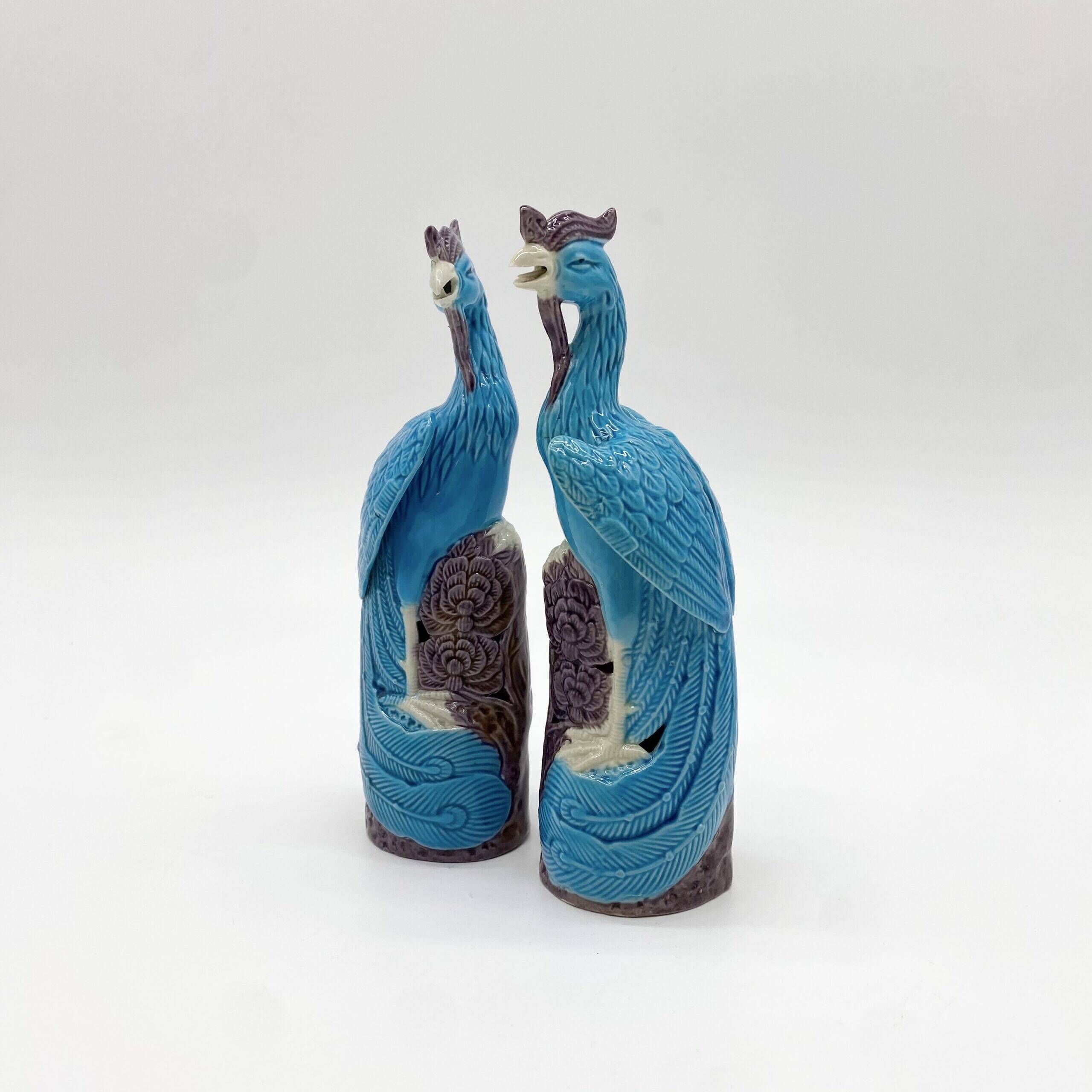Pair of Chinese "phoenix" fine porcelain, 20th century.