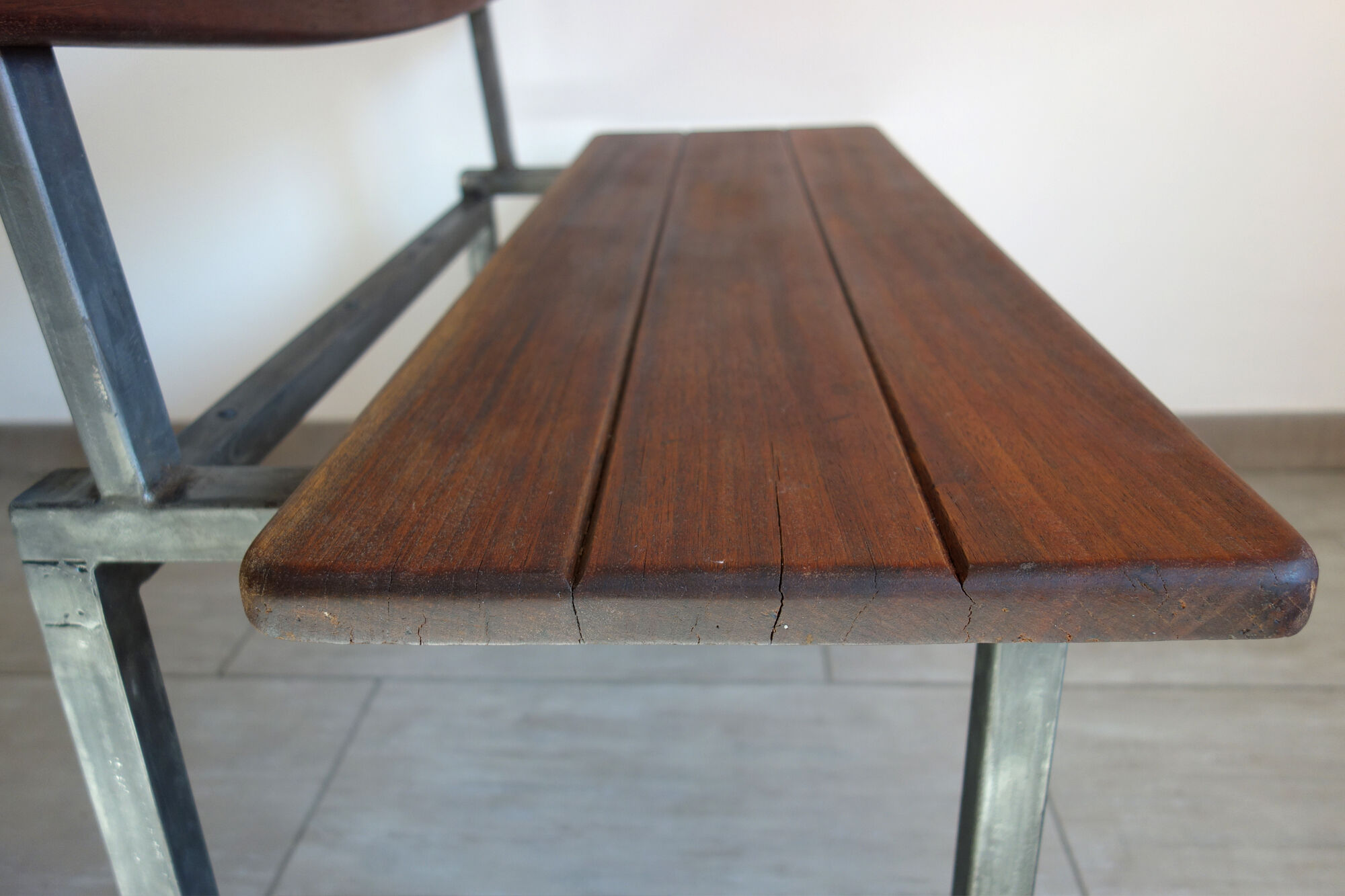 Former artisanal industrial bench