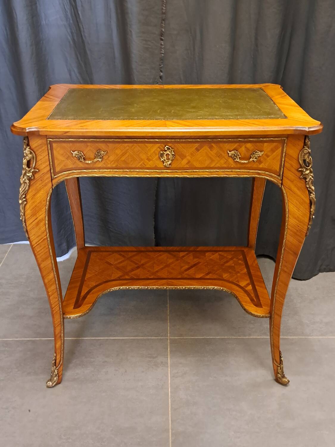 Louis XV style living room table in marquetry
