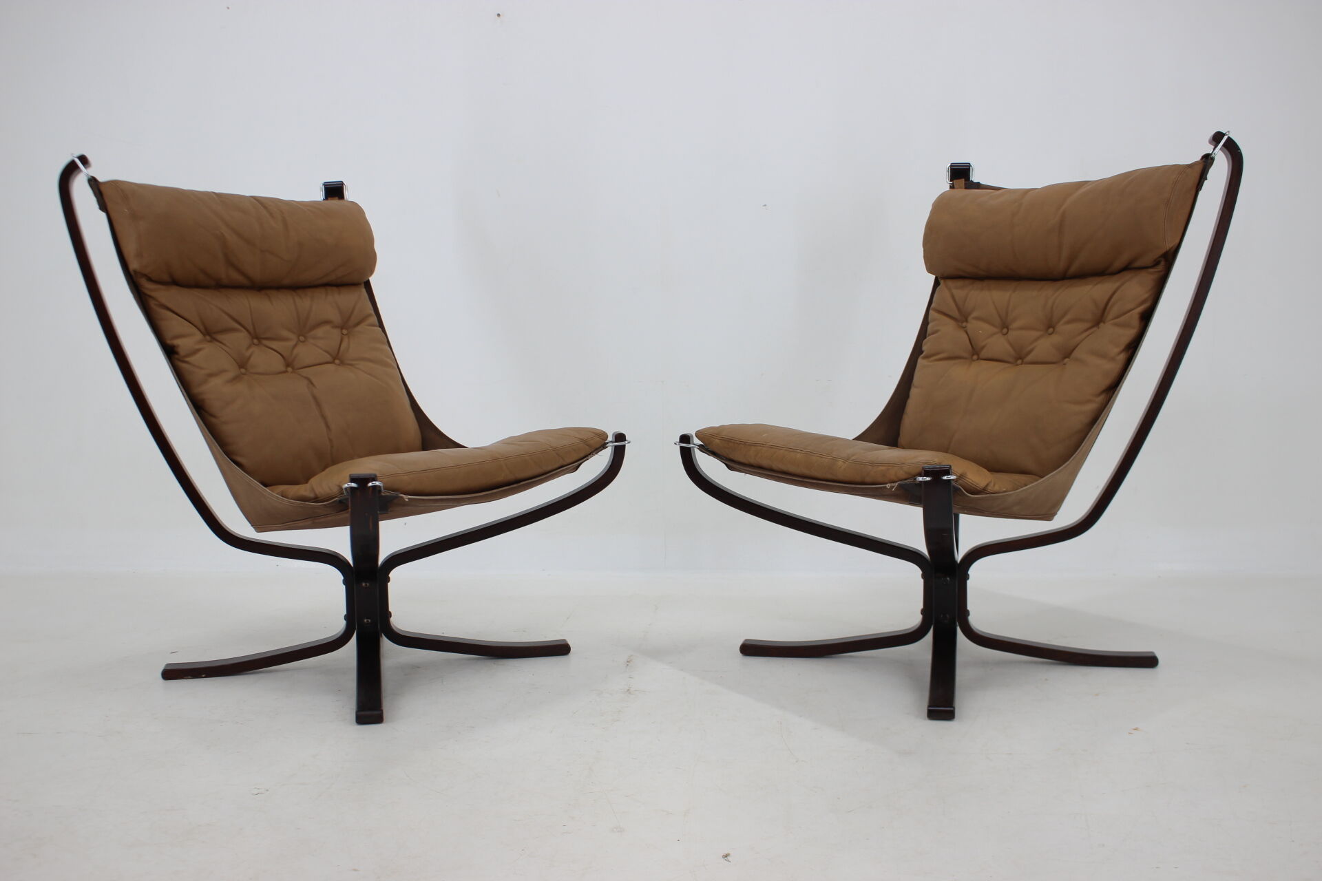 Sigurd Ressell Pair of Falcon Chairs Leather by Vatne Møbler Norway