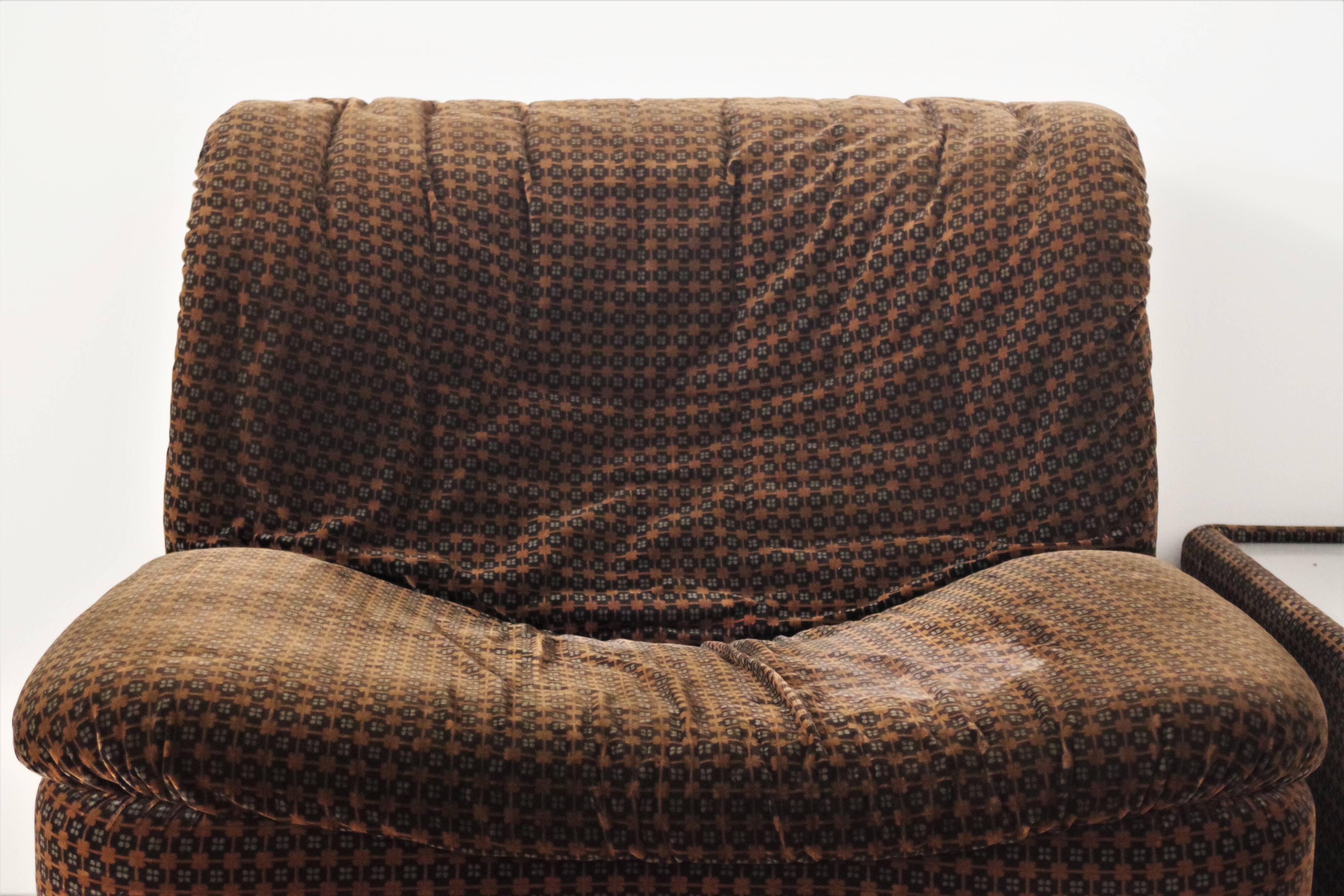 Armchairs Emmetre with Table by Guido Fareschini for Mariani, 1970s, Set of 4