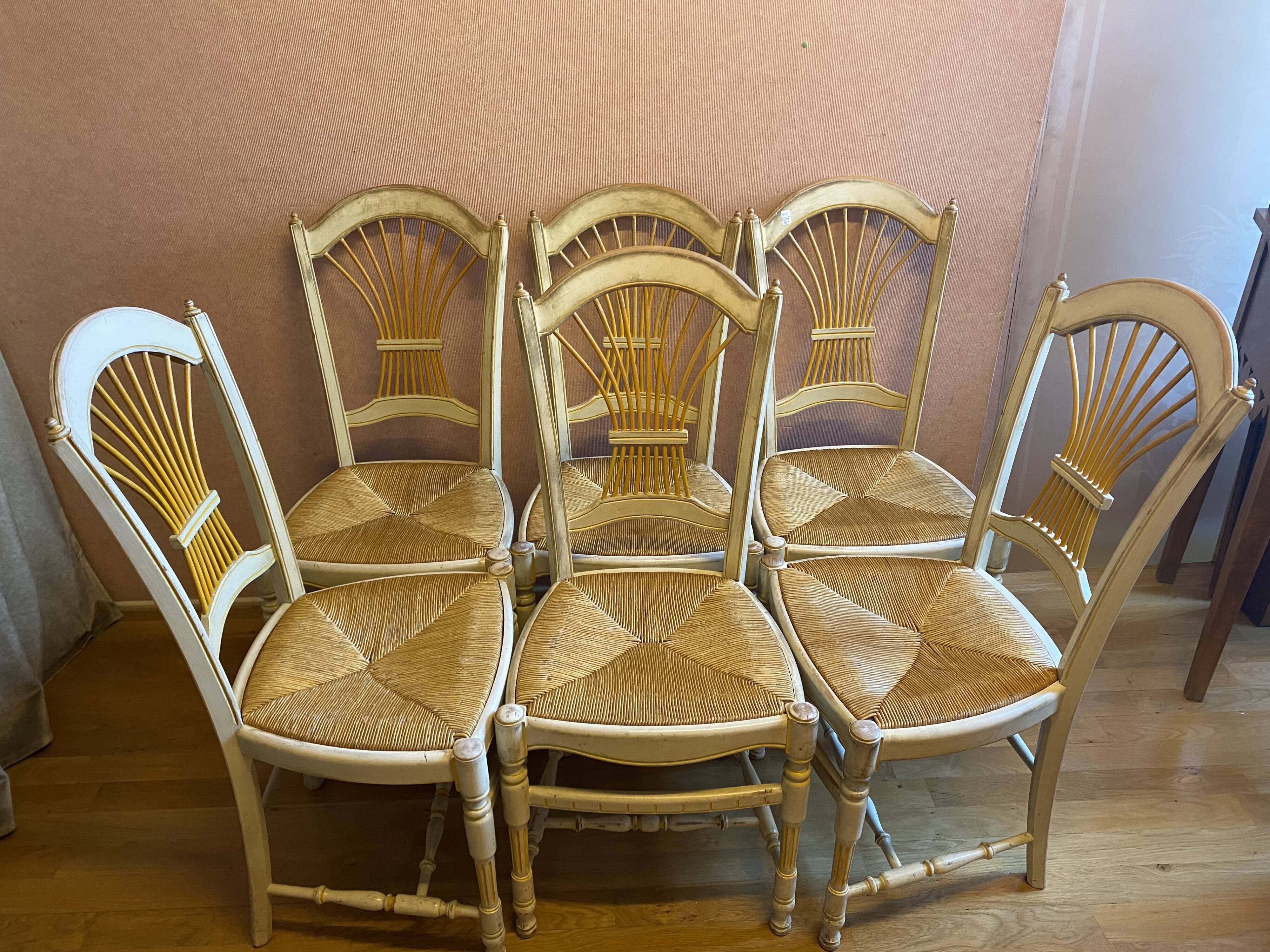 Series of 6 chairs provencal style, very good condition