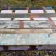 Table à manger carré en teck polychromé