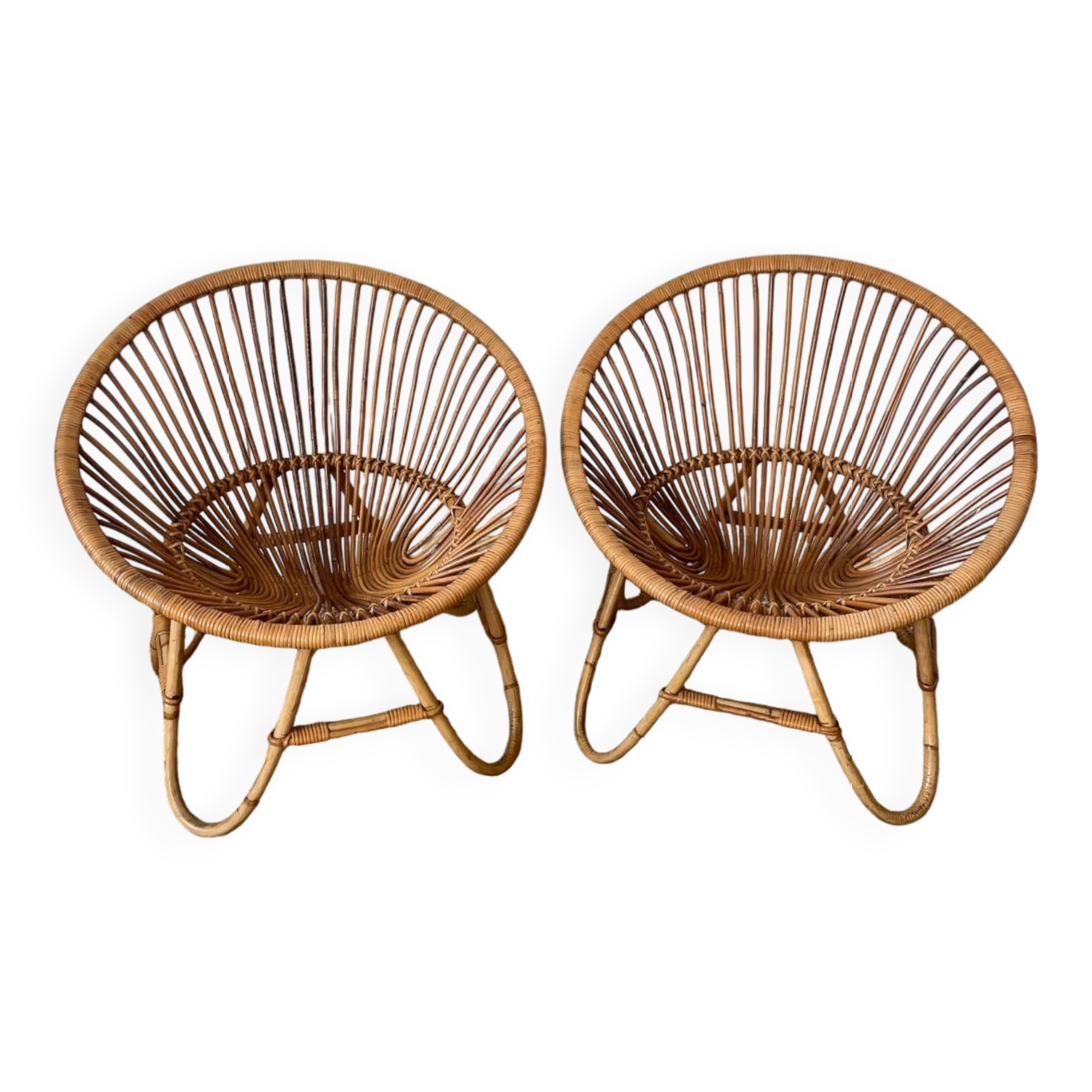 Paire de fauteuils corbeille en rotin , années 50-60