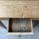 Petit bureau vintage en chêne et pin massif (rénové)