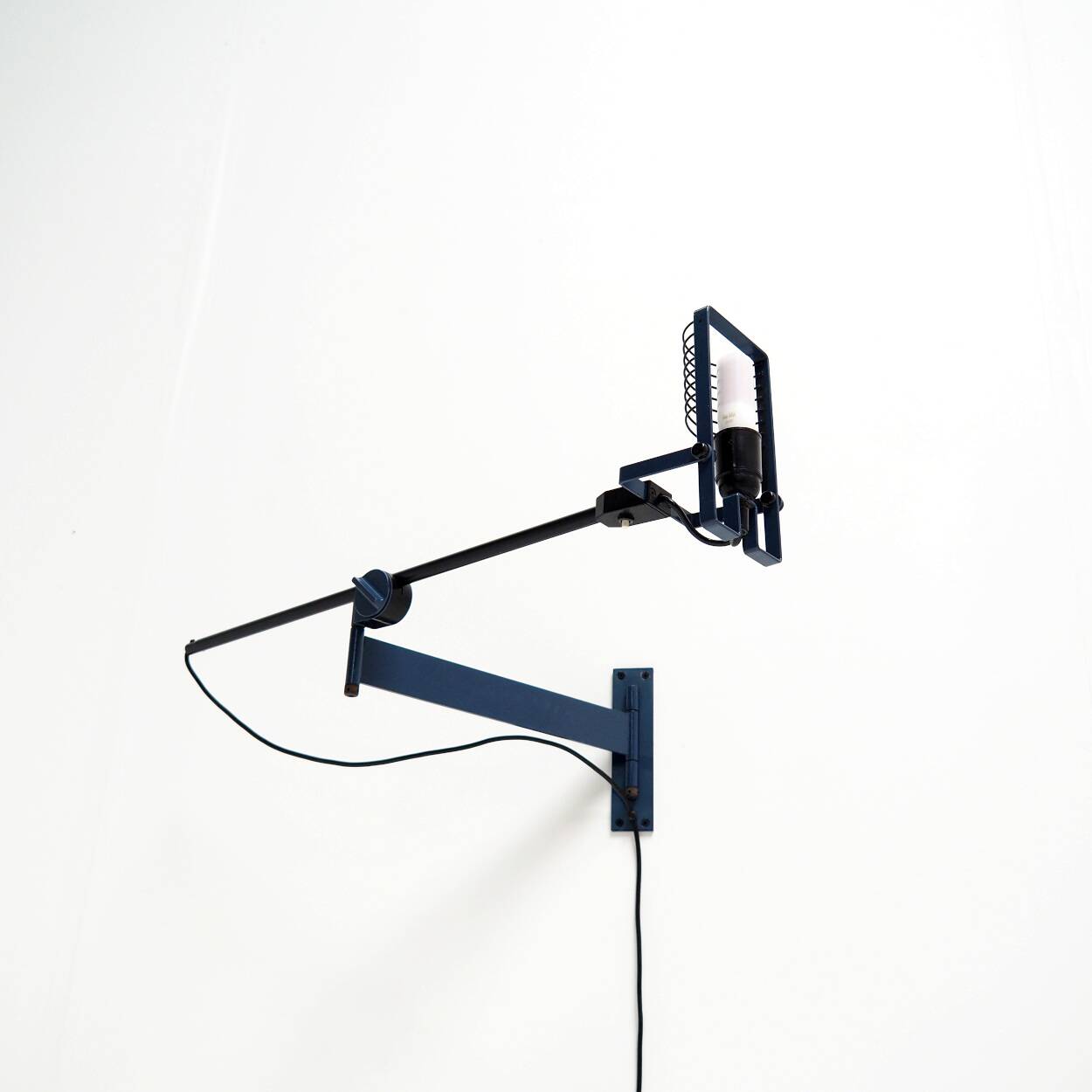 ‘Sintesi’ Wall Lamp by Ernesto Gismondi for Artemide, Italy, 1975