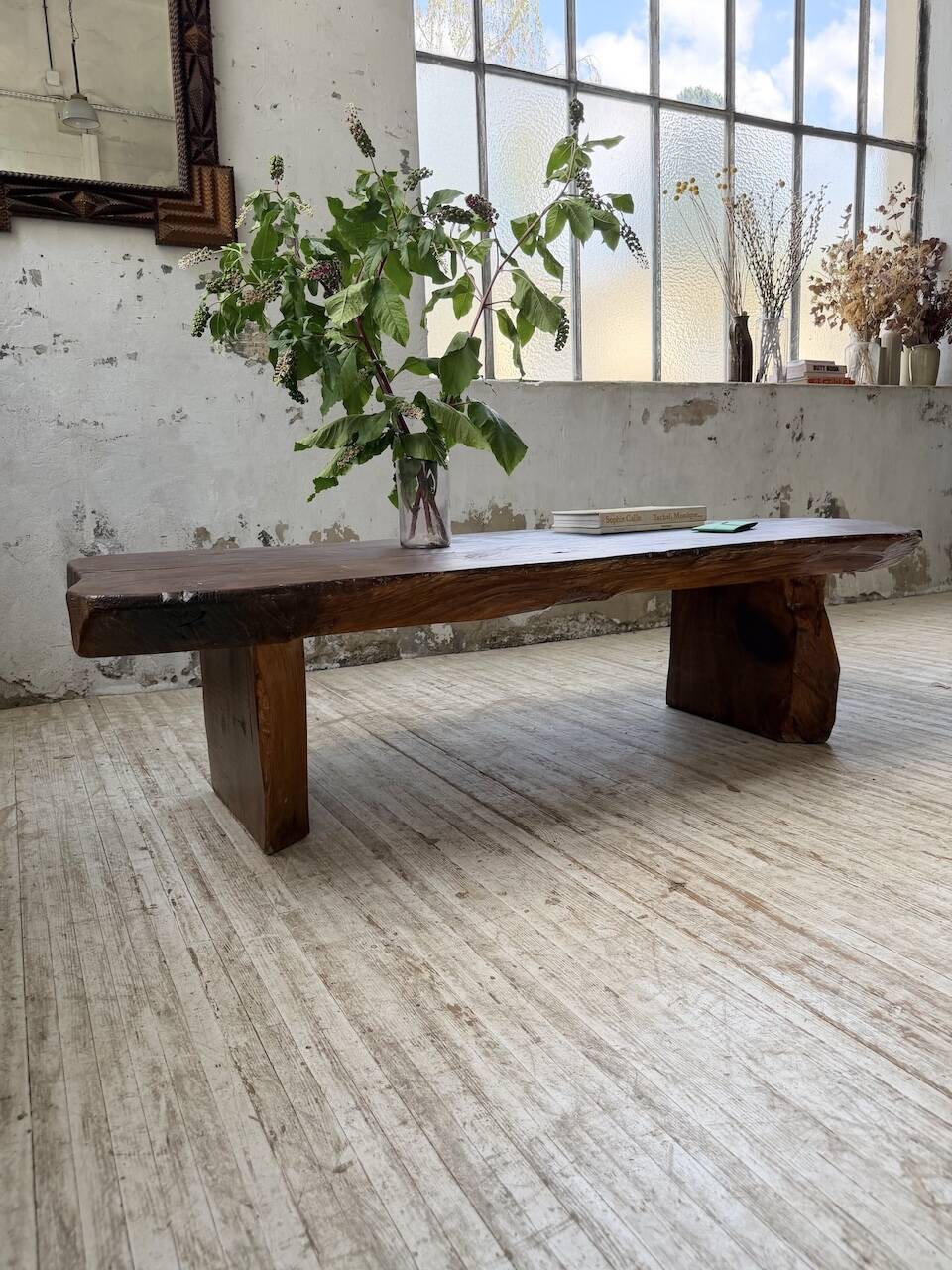 Table basse brutaliste artisanale 1950