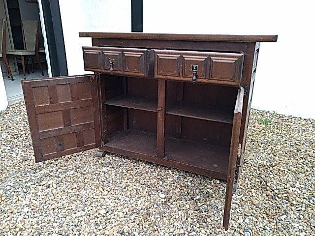Low oak and wrought iron sideboard 18th/19th century