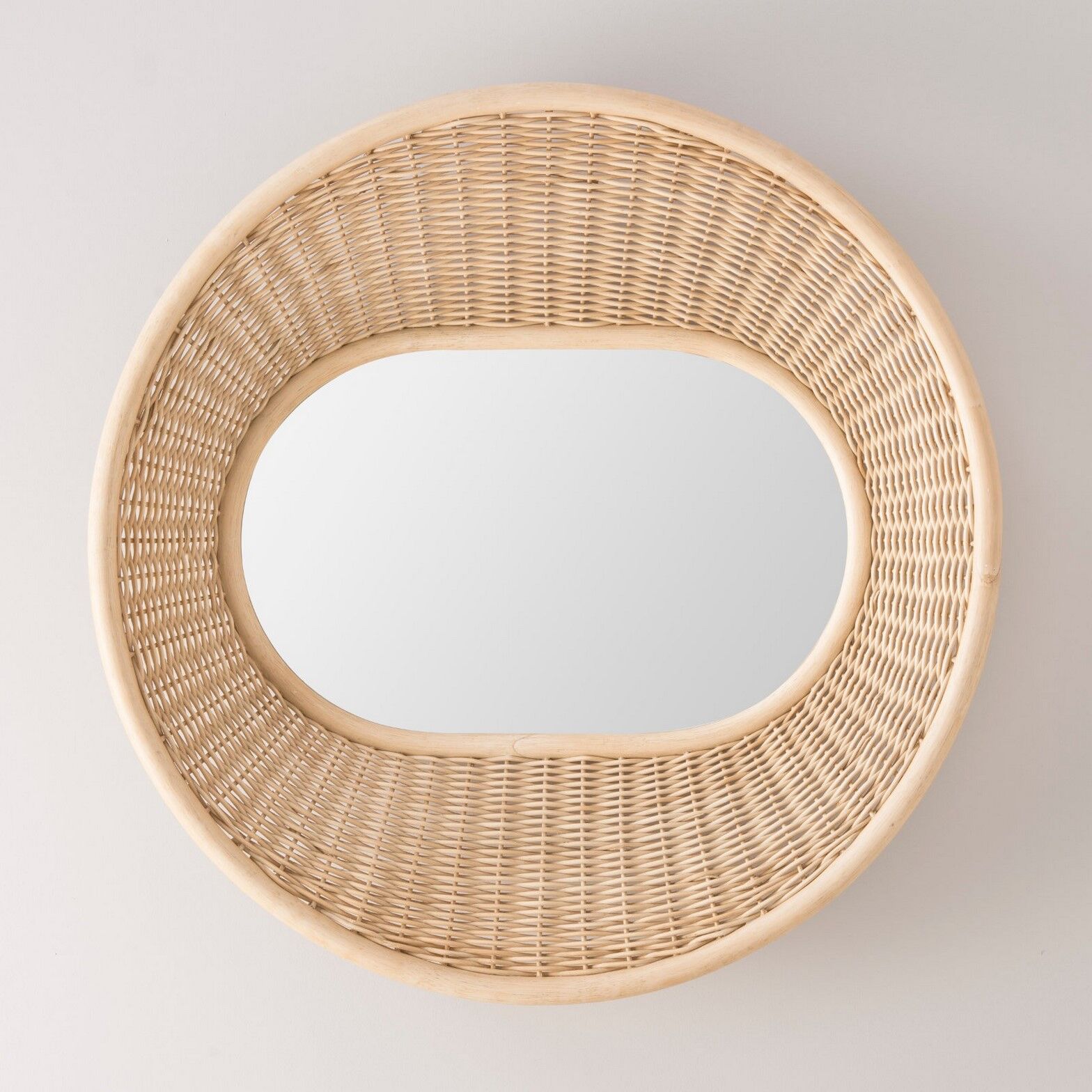Round mirror in rattan braided diameter 90cm