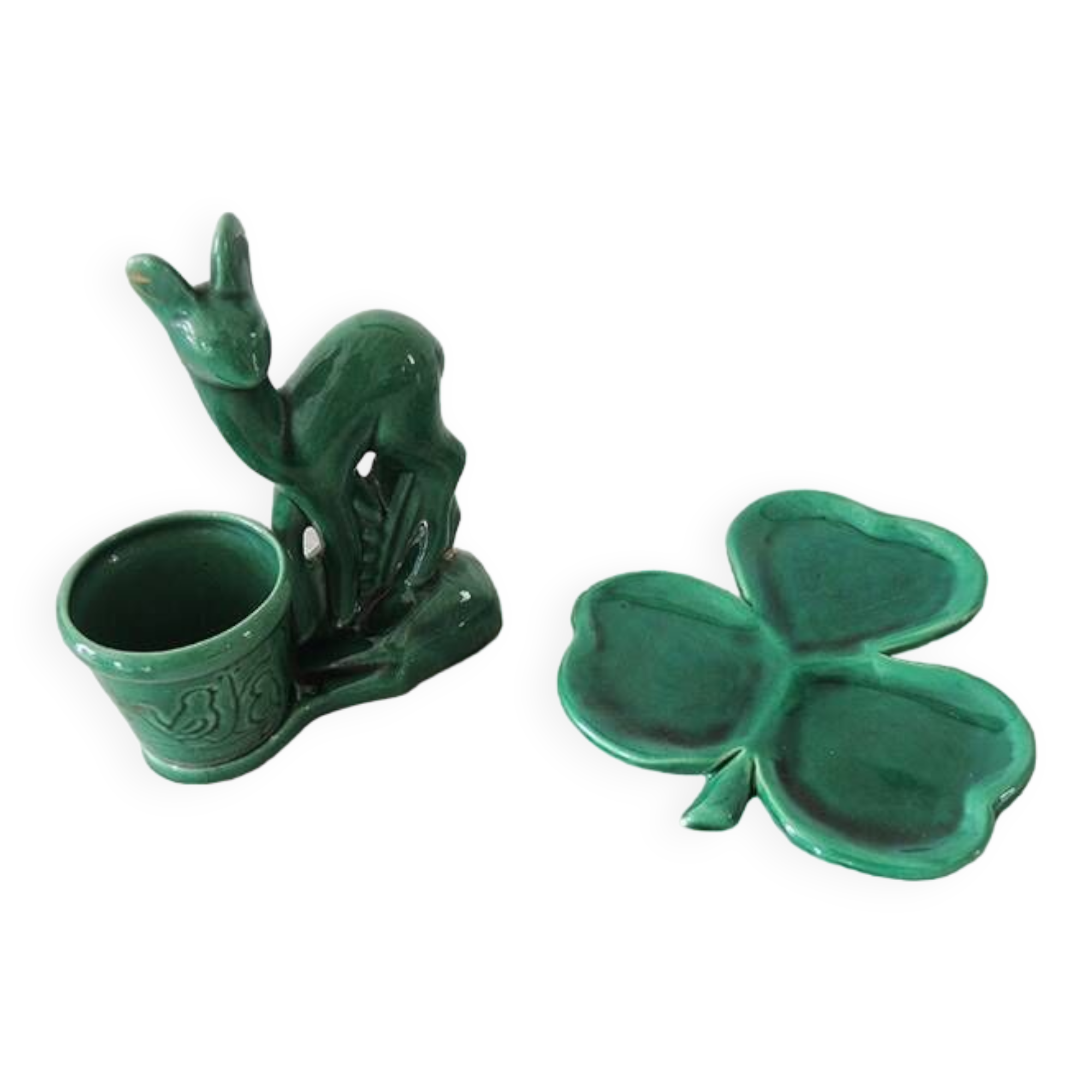 Old suede plant holder & cup clover in green earthenware